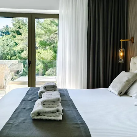 Σπίτι διακοπών Alessandra Luxury With Private Pools And Jacuzzi