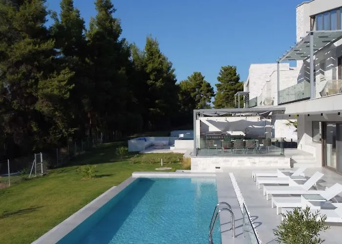 Ferienhaus Alessandra Luxury With Private Pools And Jacuzzi Kriopigi