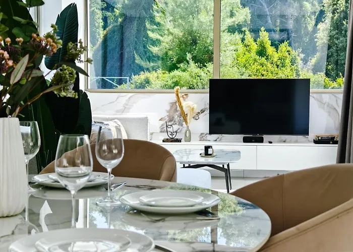 Ferienhaus Alessandra Luxury With Private Pools And Jacuzzi Kriopigi