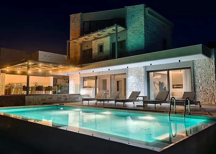 Alessandra Luxury With Private Pools And Jacuzzi *
