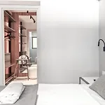 Alessandra Luxury With Private Pools And Jacuzzi