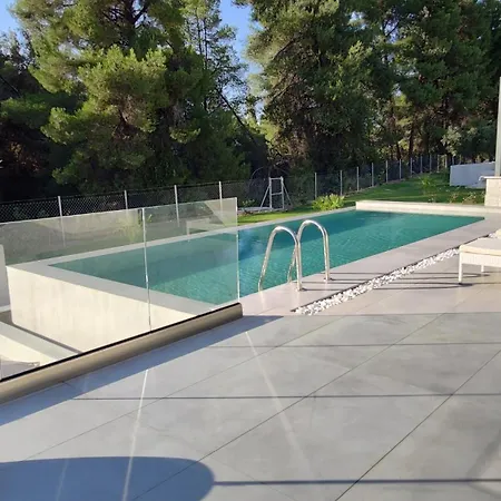 Alessandra Luxury Holiday home Kriopigi