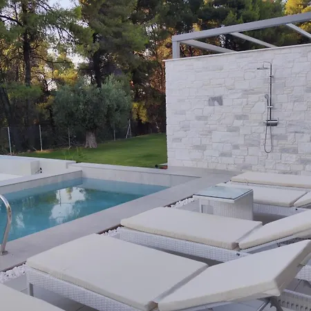 Alessandra Luxury Holiday home