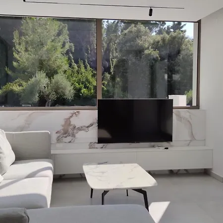 Alessandra Luxury Holiday home