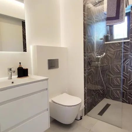 Holiday home Alessandra Luxury Kriopigi