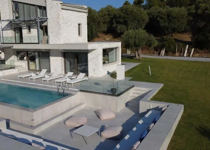 Nyaraló Alessandra Luxury With Private Pools And Jacuzzi *