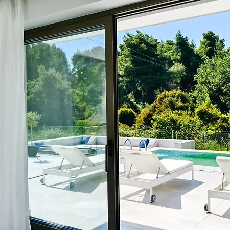 Alessandra Luxury With Private Pools And Jacuzzi Prázdninový dům Kriopigi